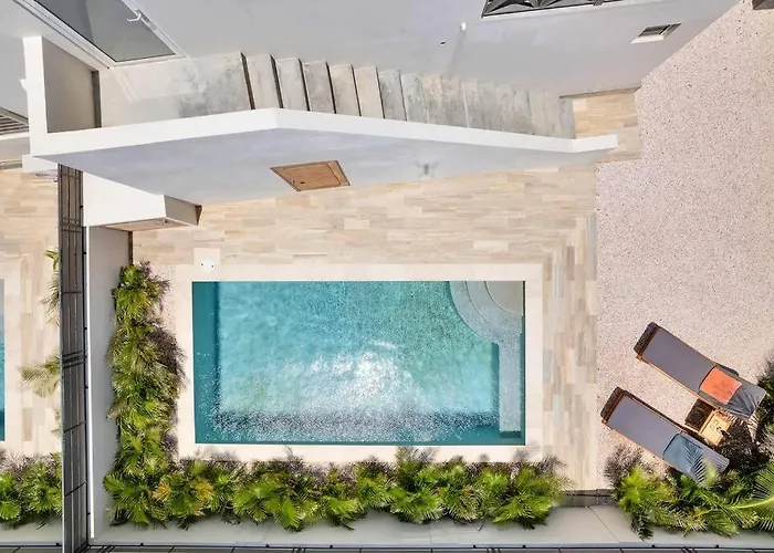 Villa Kiwi 3 Min To The Beach With Private Magnesium Pool & Dive Rinse Tank