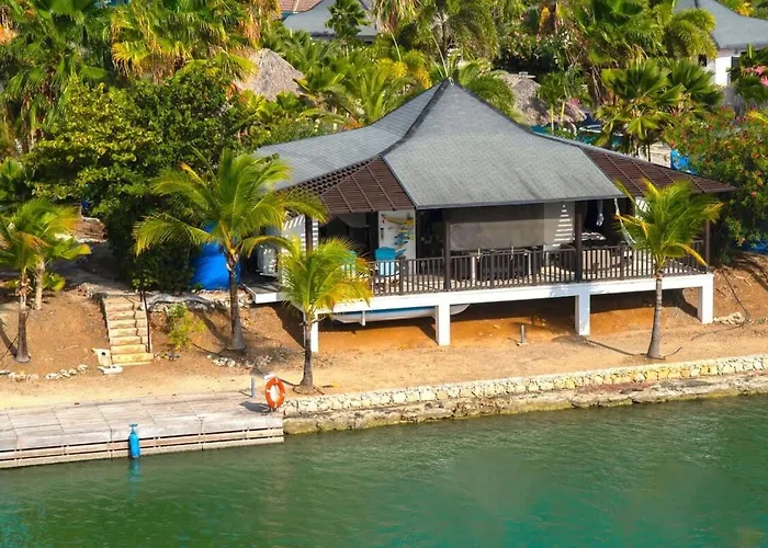 Villa de Agua 7 in Waterlands Village