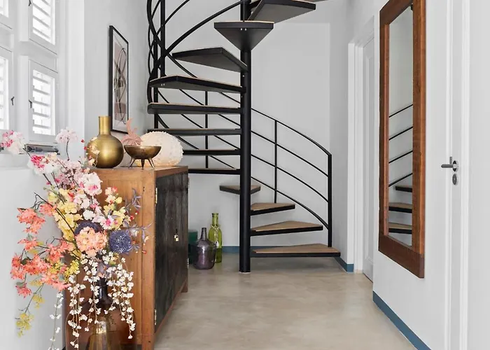 Kas Chiki, Stylish Seaside Escape